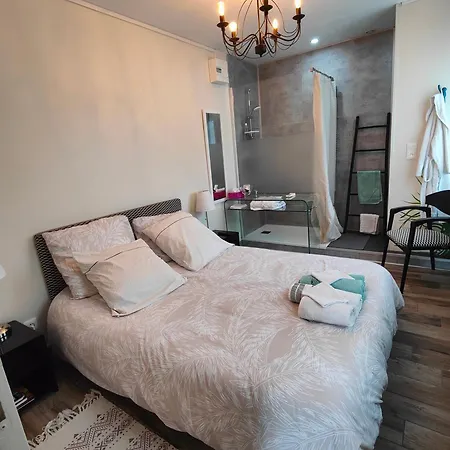 Quarto em Acomodações Particulares La Mandragore *